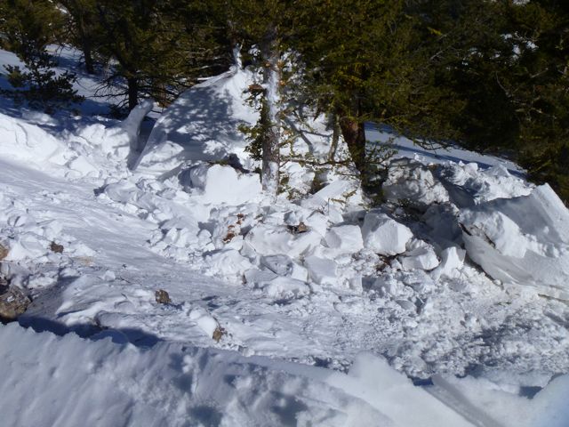 Cornice collapse on Baldy Trail Cornice collapse on Baldy Trail