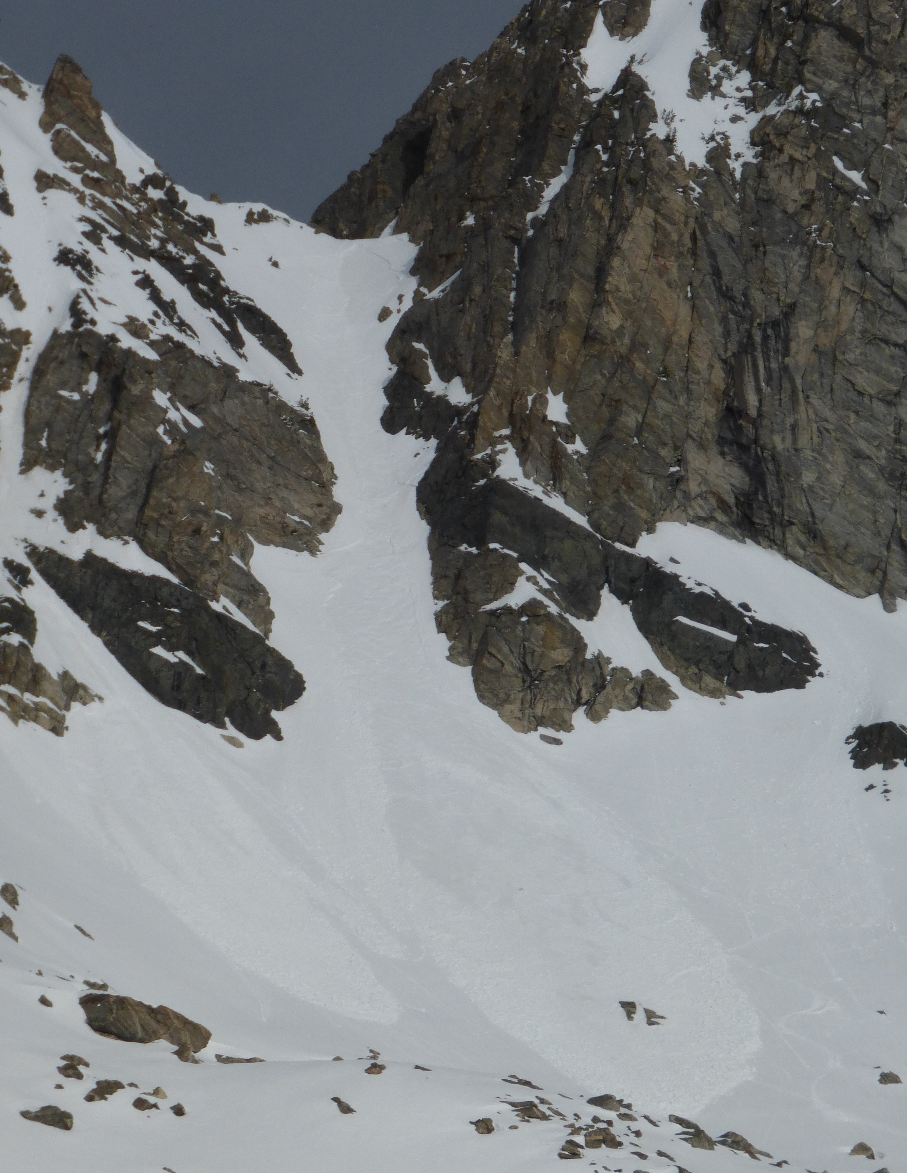 Skier triggered slide - Beehive Basin Skier triggered slide - Beehive Basin